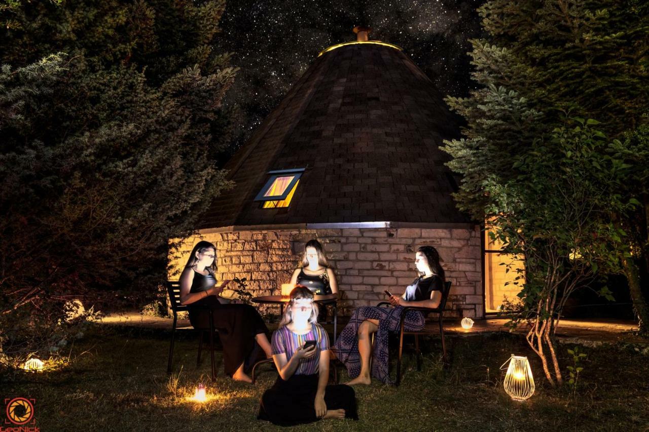 Theasis-Igloo Villa Pramanta Bagian luar foto
